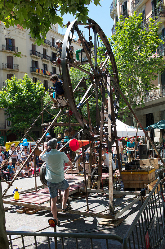 8929075030 4458cb97bf c 1 - 9ª Feria Modernista del Eixample.