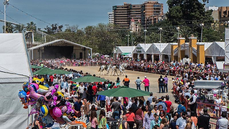 14038552341 72510e0168 c 1 - Feria de Sevilla en Valencia