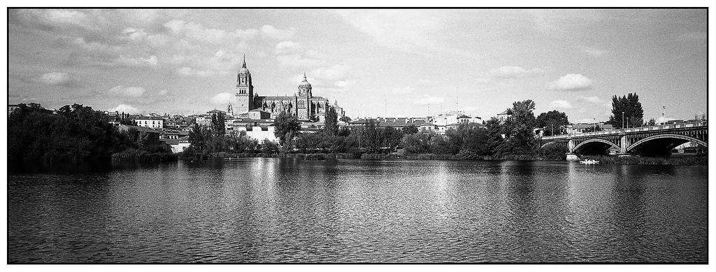 14990776324 7c6f27663b b 1 - Salamanca con la X-Pan II