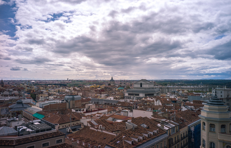 L10064281 - Nubes