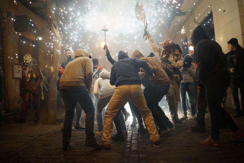 24127569527 82557b9d98 b 1 - Correfoc de Sant Andreu (Barcelona) 2017